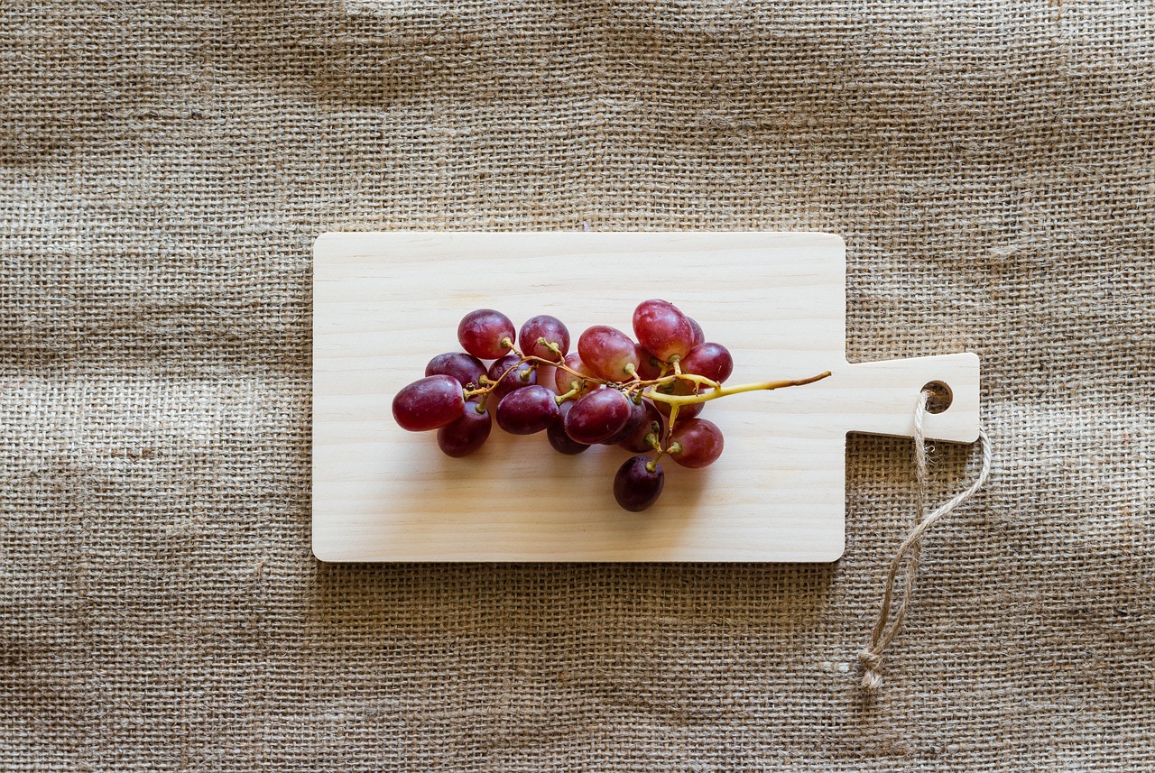 Spruce Up your Living Spaces with DIY Burlap Decor